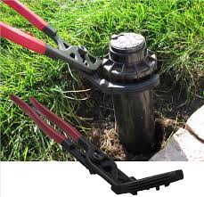 Sprinkler heads are durable fixtures with longevity that often rivals the building in which they are installed. Best Tool For Underground Lawn Sprinkler System Head Removal Gardening Landscaping Stack Exchange