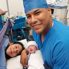 Año nuevo, celebramos vida nueva! En #Star Médica Veracruz, el 01 de enero,  recibimos al pequeño Gustavo Utrera Reyes, nuestro bebé #1 del 2023 de toda  nuestra cadena hospitalaria conformada por 15