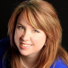 Aimee Madden's Instagram, Twitter & Facebook