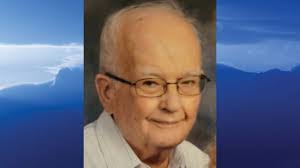 Alexis Crump's Instagram, Twitter & Facebook