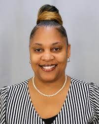 Lily Mathis's Instagram, Twitter & Facebook