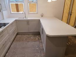 Used howdens kitchen in greenwich gloss white with worktops and. Mjm Joinery On Twitter First Kitchen Install Of 2020 Howdens Allendale Dove Grey With White Marble Effect Tops Newkitchen Howdens