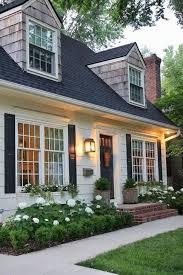 Best And Wonderful And Small Front Yard Landscaping Ideas Cottage House Exterior Cape Cod House Exterior Cottage Homes