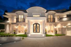 West Vancouver Homes For Sale 397 Southborough Drive British Properties West Vanco Classic House Exterior Luxury Homes Dream Houses House Designs Exterior