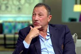 يوم اعتزال محمود الخطيب كان حدثًا فارقًا!. Ø­ÙƒØ§ÙˆÙŠ Ø§Ù„Ø®Ø·ÙŠØ¨ ØªØ¹Ø±Ù Ø¹Ù„Ù‰ Ø³Ø± Ù„Ù‚Ø¨ Ø¨ÙŠØ¨Ùˆ Ø³ÙˆØ¨Ø± ÙƒÙˆØ±Ø©