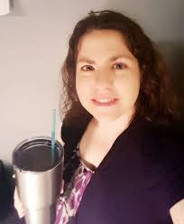 From my coconut cream pie latte to yours this morning, happy Sunday 🖤☀️☕️