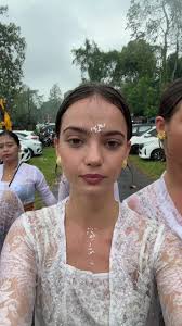 Sembahyang Kena Hujan: Tantangan dan Solusi