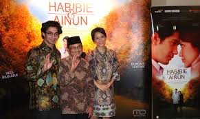 Akun resmi film 'habibie & ainun 3' produksi @mdpictures_official. Tips Ala Habibie Ainun Warung Cantik 1234