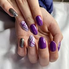 Let's explore some stunning almond nail design ideas to give your nails a beautiful look. 20 Fashionable Almond Nails For 2021 Ideasdonuts
