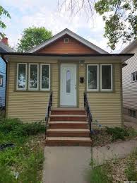 2053 Wallace STREET, Regina, SK S4N 4A3 House For Sale