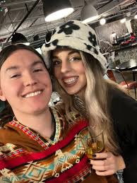 Hi guys, come and join the Roman Bridger group. It's an awesome group to  join ￼