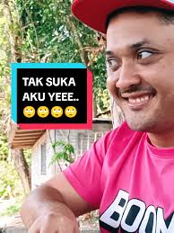 Replying to @hasnaremy ikot suka la bea.. suka ke tak suka.. gaji saya  tetap jalan bulan2