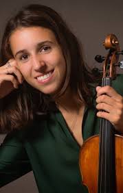 CREADORAS Y SOLISTAS