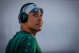 South africa's chad le clos wins the men's 200m butterfly gold medal in the aquatics centre at the london 2012 olympic games (31 july).the usa's michael phel. Xqzmmzj6p9iepm