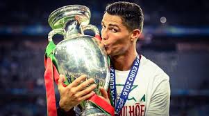 Cristiano ronaldo dos santos aveiro, προφέρεται: O Kristiano Ronalnto Sto Fourfourtwo Planetfootball Synentey3eis Real Madrid Gazzetta Gr