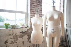 Jolly mannequins t forms include different styles of the bust forms, dress forms mannequins. Dress Forms And Mannequins Seamwork Magazine