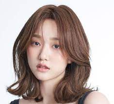 Shapely Korean Short Hairstyles For Women 2019 Short Hairstyles For Women Korean Short Hair Short Hair Styles