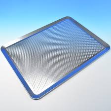 2 l 2.5 l 1.5 l 3 l 3.5 l 4.5 l 5.5 l: Perforated Half Sheet Pan Mf 11653