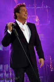 Pin Di Phantomvamp Su Alfie Boe