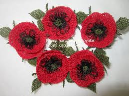 Igne Oyasi Gelincik Cicegi Yapimi Boncuklu Cicek Tig Isi Cicekler Boncuk Projeleri