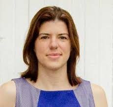 Jennifer Ede's Instagram, Twitter & Facebook