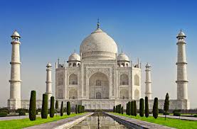 It looks and feels stable, balanced and resolved. Design 101 Asymmetrical And Symmetrical Balance