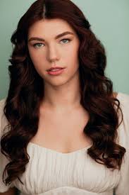 Hey! If anyone needs headshots I'm moving down next month and willing to do  them! I charge a low rate and I'll show some of my work here. Email me at  fourleafphotographhandvideo@gmail.com !!!