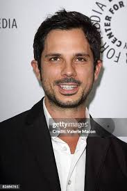 Abraham Fox's Instagram, Twitter & Facebook