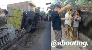 Perum bulog merupakan perusahaan umum milik negara. Truk Kecelakaan Supirnya Dipukuli Warga Jadi Viral Truai Pro Kontra Bonsaibiker