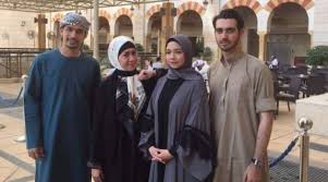 Official movie bukan cinta malaikat 14.905 views3 year ago. Kisah Mengejutkan Di Balik Adegan Mengaji Fachri Albar Dalam Bukan Cinta Malaikat