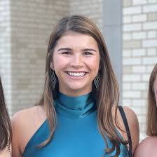 Annie Trent's Instagram, Twitter & Facebook