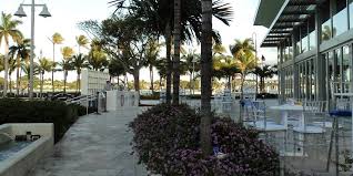 Weddings At Lake Pavilion In West Palm Beach Fl Wedding Spot West Palm Beach Wedding Venues Palm Beach Wedding Venue Palm Beach Wedding
