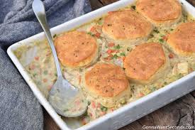 This time i tried it with a thick crust made up of grands biscuits, if you're the type that likes a good amount of flaky topping in every bite you will love this version! Chicken Pot Pie With Biscuits Gonna Want Seconds