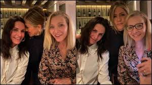 Jennifer aniston, courteney cox, matthew perry, lisa kudrow, david schwimmer and matt leblanc. Happy Birthday Jennifer Aniston Moments Which Showed Actor Is Still Hungover On Friends Just Like Her Fans