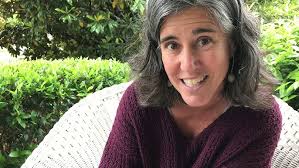 Ms. Amy reads "Owen & Mzee" by Isabella Hatkoff, Craig Hatkoff, and Paula  Kahumbu