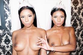 The Clermont Twins by Terry Richardson Foto Porno - EPORNER