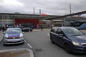 Where is the train station st.poelten hbf located? Bahnhof St Polten Nach Bombendrohung Gesperrt Noe Orf At