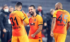 The match is a part of the süper lig. Galatasaray And Fenerbahce Archives Newsylist