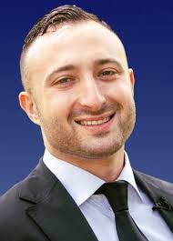 Bart Lawrence's Instagram, Twitter & Facebook