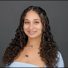 Shonda Ballard's Instagram, Twitter & Facebook