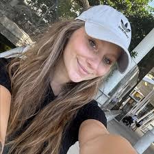 Mckenzie Crawford's Instagram, Twitter & Facebook