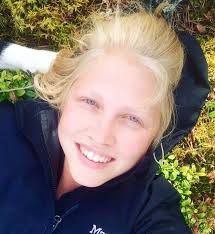 Hello everyone, I'm Luce a 28years old French girls. After more then 3years  hiting the australian's road i'm now ready to hit the sea! I'm currently in  France, i'm looking for a