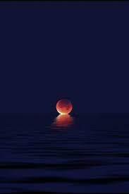 When The Moon Kisses The Sea Pic Twitter Com Yr8atxc503 Beautiful Nature Beautiful Moon Shoot The Moon