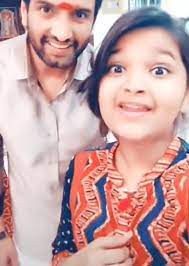 Hasini Santhanam S Daughter Wiki Biography Age Images Family Videos News Bugz Santhanam is an indian film actor and producer who mainly works in tamil cinema. daughter wiki biography age