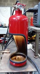 table lamp made from a small recycled fire extinguisher black textile wire with switch e27 socket recom feuerloscher beleuchtungsideen industrie stil lampen