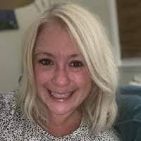 Beth Lemley's Instagram, Twitter & Facebook