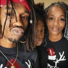 Tracy Philpott's Instagram, Twitter & Facebook