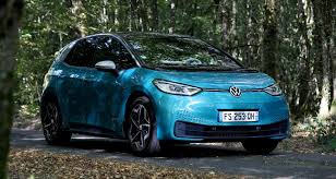 Mobilità sostenibile, prestazioni di guida elettrizzanti e più versioni a un prezzo interessante. Essai Volkswagen Id 3 On Peut Douter De Tout Mais Pas De Son Autonomie