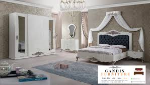 Kapan lagi anda bisa menginap di villa yang menyediakan fasilitas sangat lengkap dengan harga yang cukup murah. Kamar Tidur Set Mewah Gandis Furniture Jepara