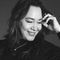 Hannah Weinstein's Instagram, Twitter & Facebook